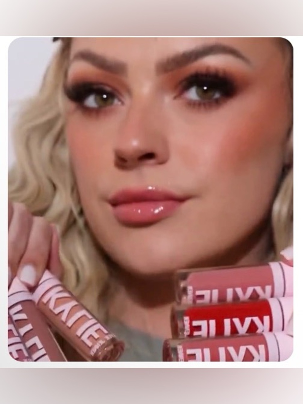 Kylie Cosmetics Lip Gloss - High Gloss